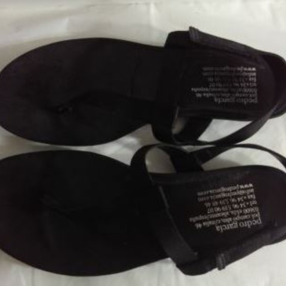 Pedro Garcia Tracy Satin Molded Thong Sandal 7.5 - Picture 4 of 8